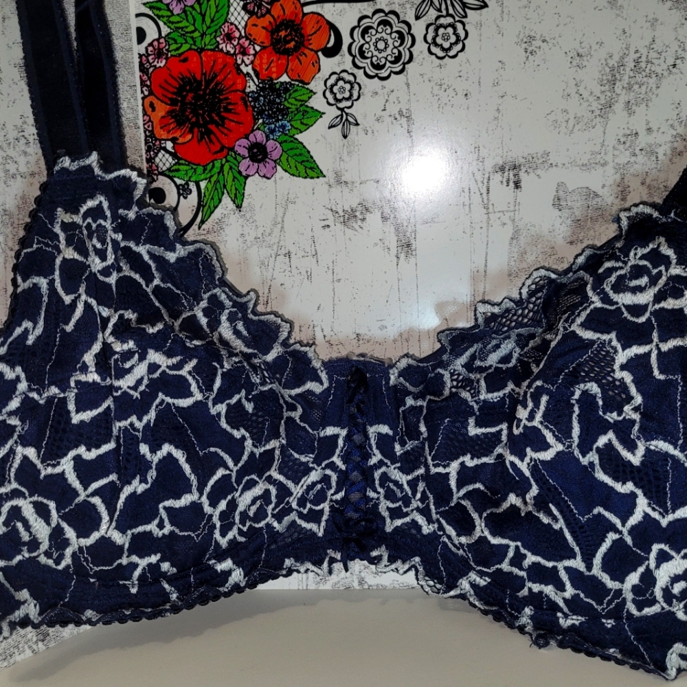 Navy lace bra, 40DD, Addition Elle, underwire, medium support